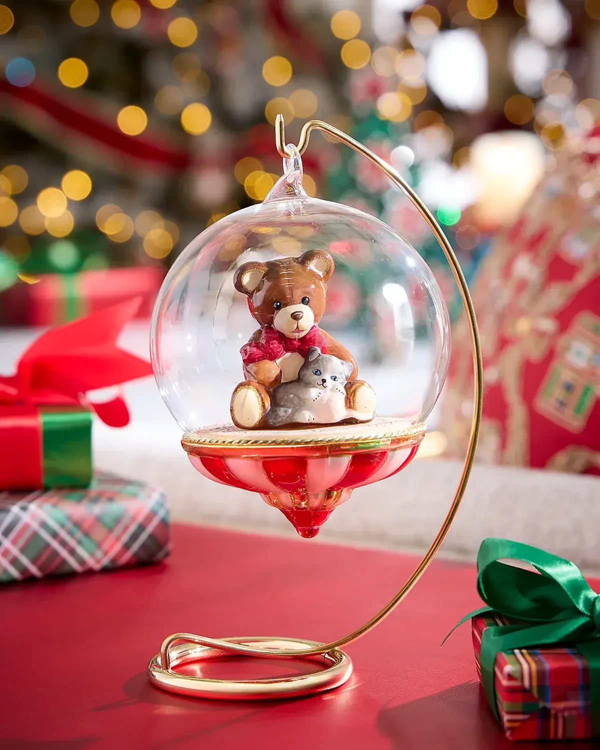 Komozja Teddy Bear & Cat Globe Christmas Ornament with Stand