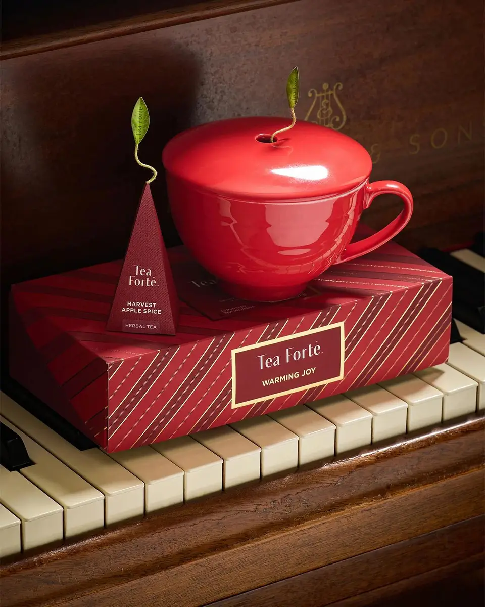 Tea Forte Warming Joy 3-Piece Gift Set for One | Thumbnail 5 Tea Forte Warming Joy 3-Piece Gift Set for One | Thumbnail 5