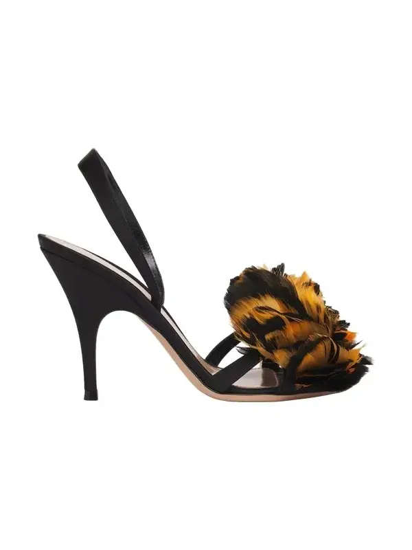 Gianvito Rossi 95mm Pom-Pom Crepe Satin Slingback Sandals