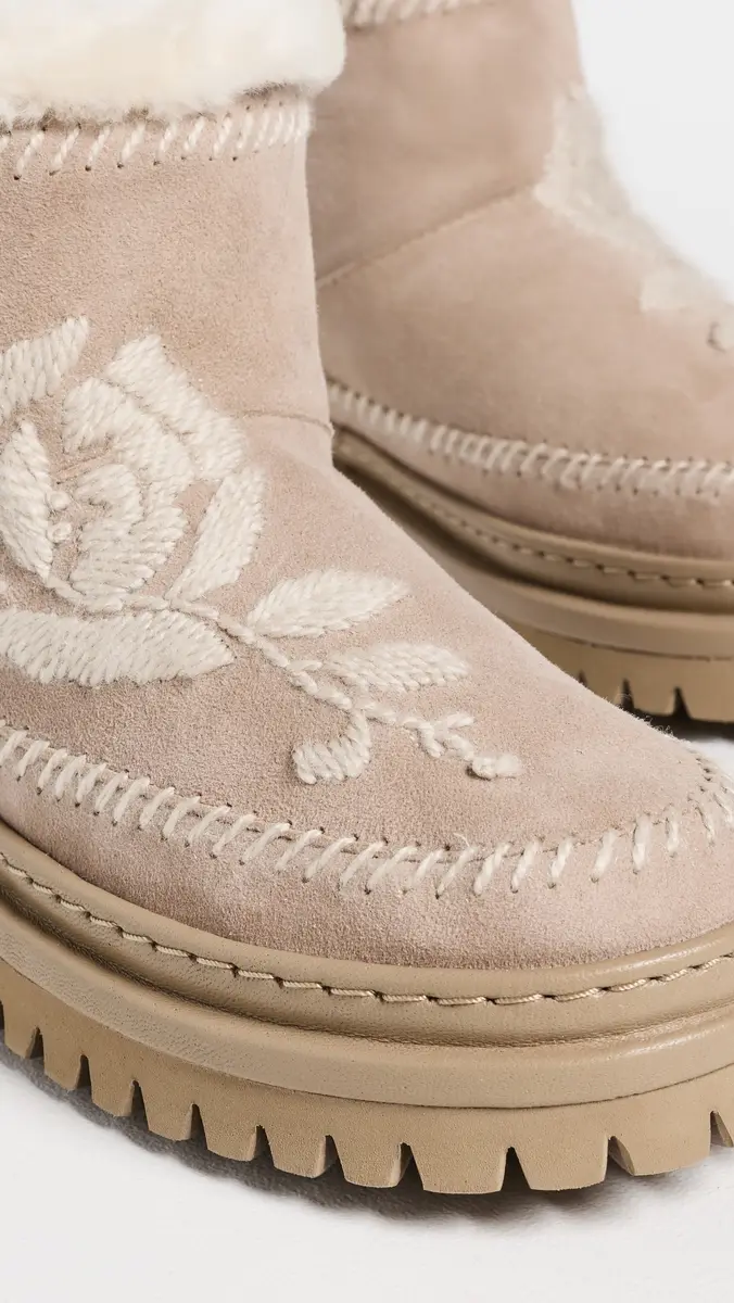 Laidback London Nyali 4.0 Rose Booties | Thumbnail 6