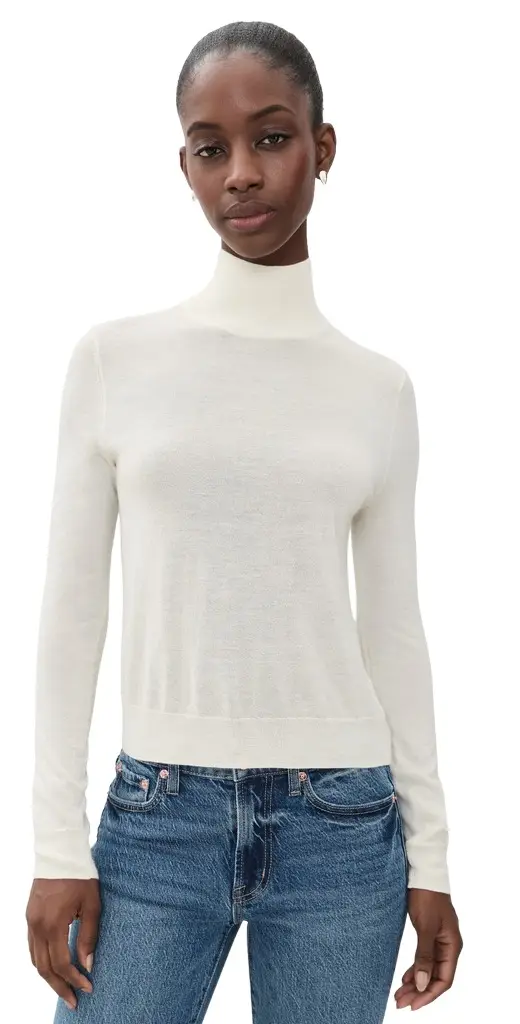 Slim Long Sleeve Cashmere Turtleneck Slim Long Sleeve Cashmere Turtleneck