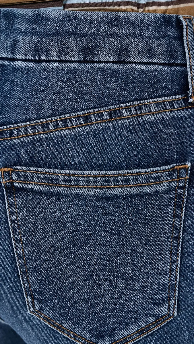 Joe's Jeans The Hi Honey Bootcut Jeans | Thumbnail 6 Joe's Jeans The Hi Honey Bootcut Jeans | Thumbnail 6