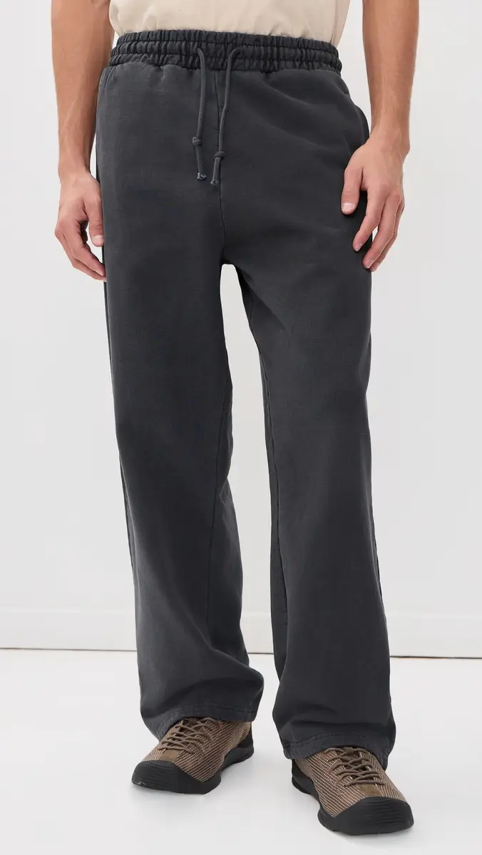 Alpha Industries Washed Essential Relaxed Fit Sweatpants | Thumbnail 2