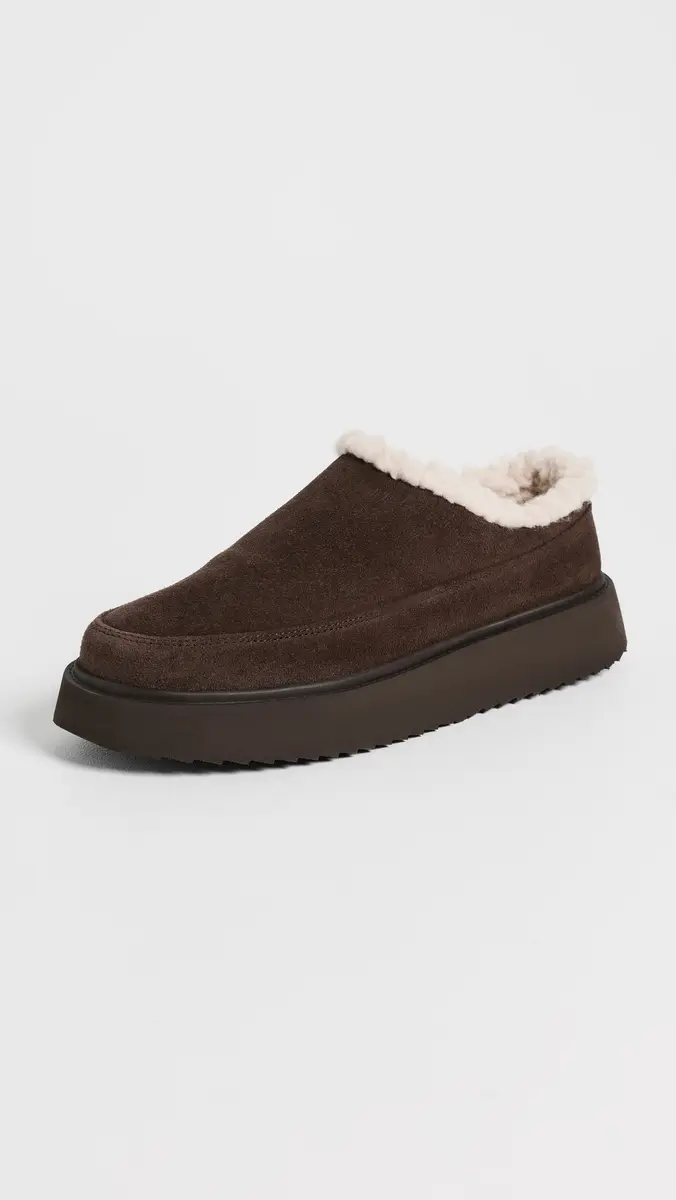 Inuikii Classic Micro Slippers | Thumbnail 2 Inuikii Classic Micro Slippers | Thumbnail 2