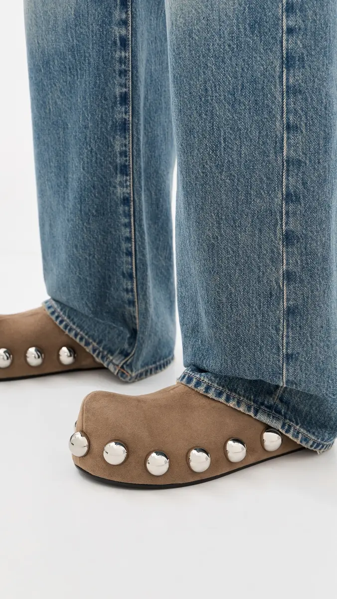 A.W.A.K.E. MODE A. W.A. K.E. MODE Anki Suede Clogs | Thumbnail 3 A.W.A.K.E. MODE A. W.A. K.E. MODE Anki Suede Clogs | Thumbnail 3