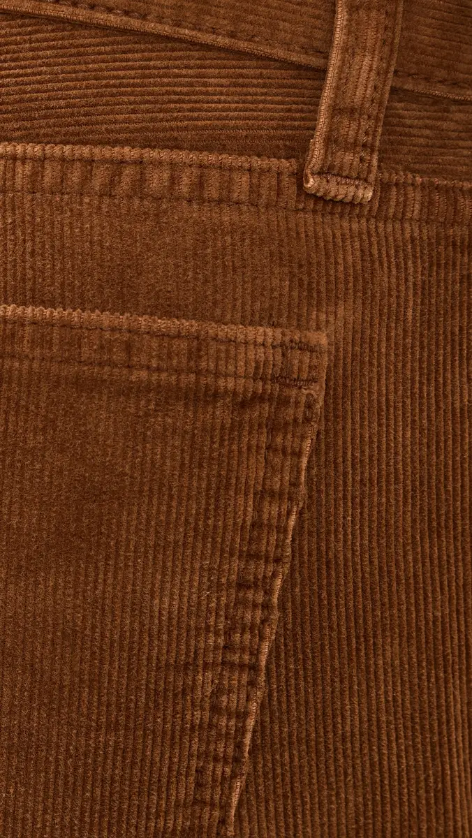 Madewell The Low-Rise Loose Corduroy Pants | Thumbnail 6 Madewell The Low-Rise Loose Corduroy Pants | Thumbnail 6