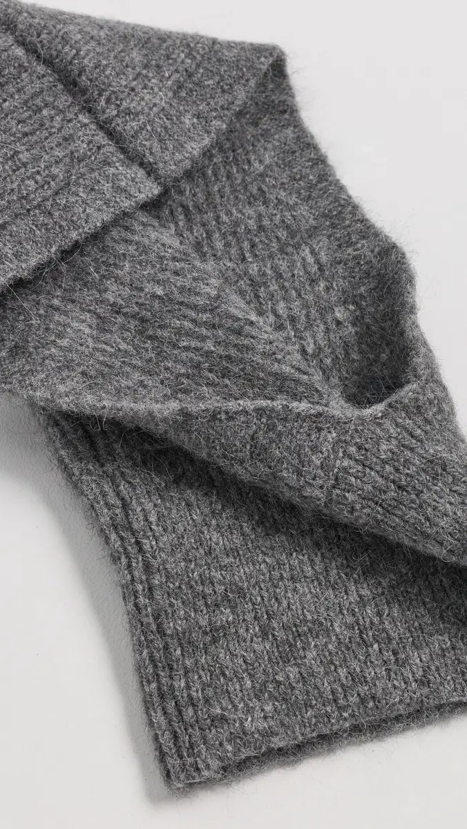 JANESSA LEONE Hazel Hood Balaclava | Thumbnail 5 JANESSA LEONE Hazel Hood Balaclava | Thumbnail 5