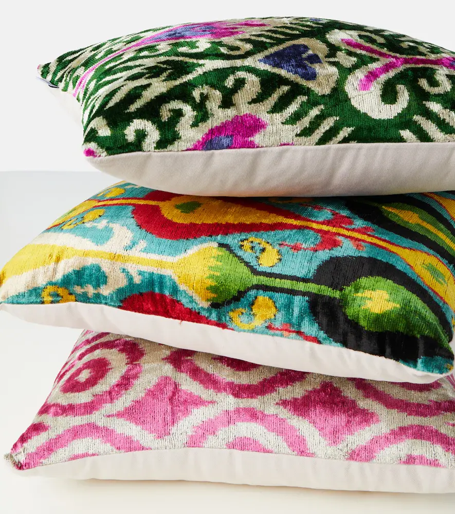 LES OTTOMANS Printed silk and cotton velvet cushion | Thumbnail 4