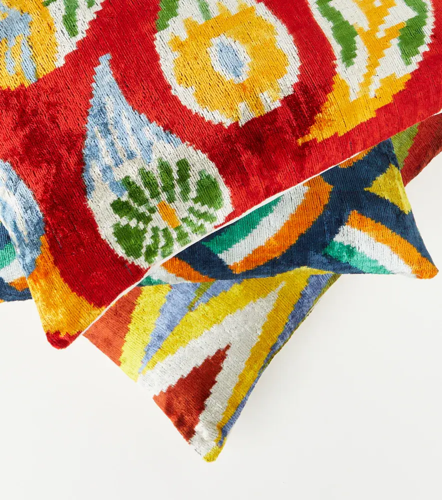 LES OTTOMANS Printed silk and cotton velvet cushion | Thumbnail 4