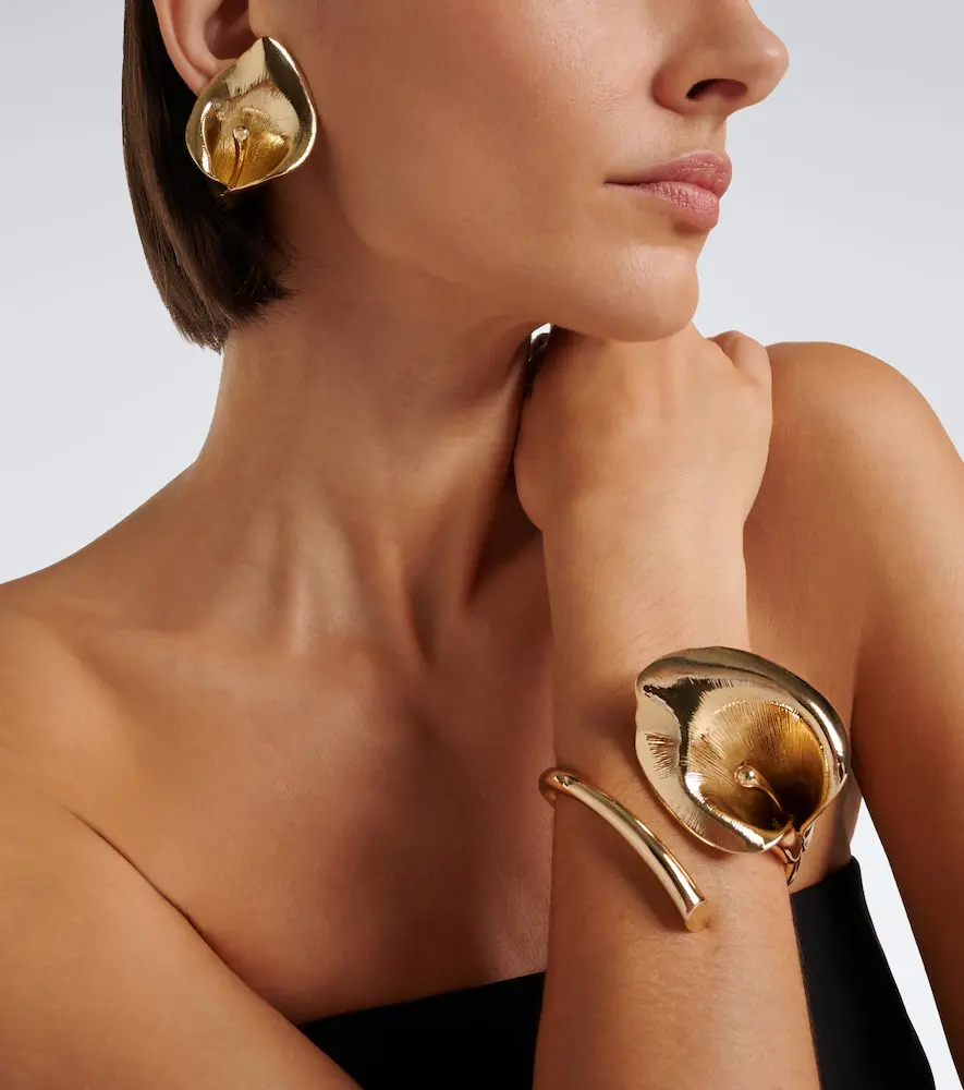 Carolina Herrera Floral clip-on earrings | Thumbnail 5 Carolina Herrera Floral clip-on earrings | Thumbnail 5
