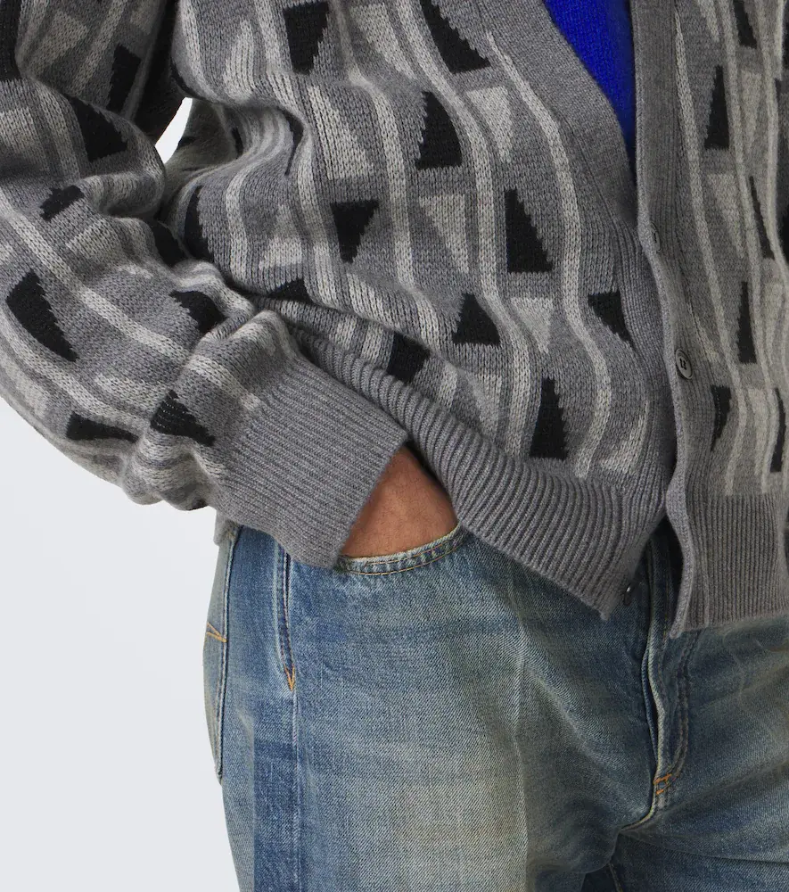 Versace Jacquard wool and cashmere cardigan | Thumbnail 5 Versace Jacquard wool and cashmere cardigan | Thumbnail 5