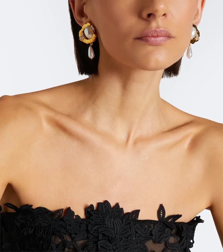 Oscar de la Renta Embellished pearl drop earrings | Thumbnail 6 Oscar de la Renta Embellished pearl drop earrings | Thumbnail 6