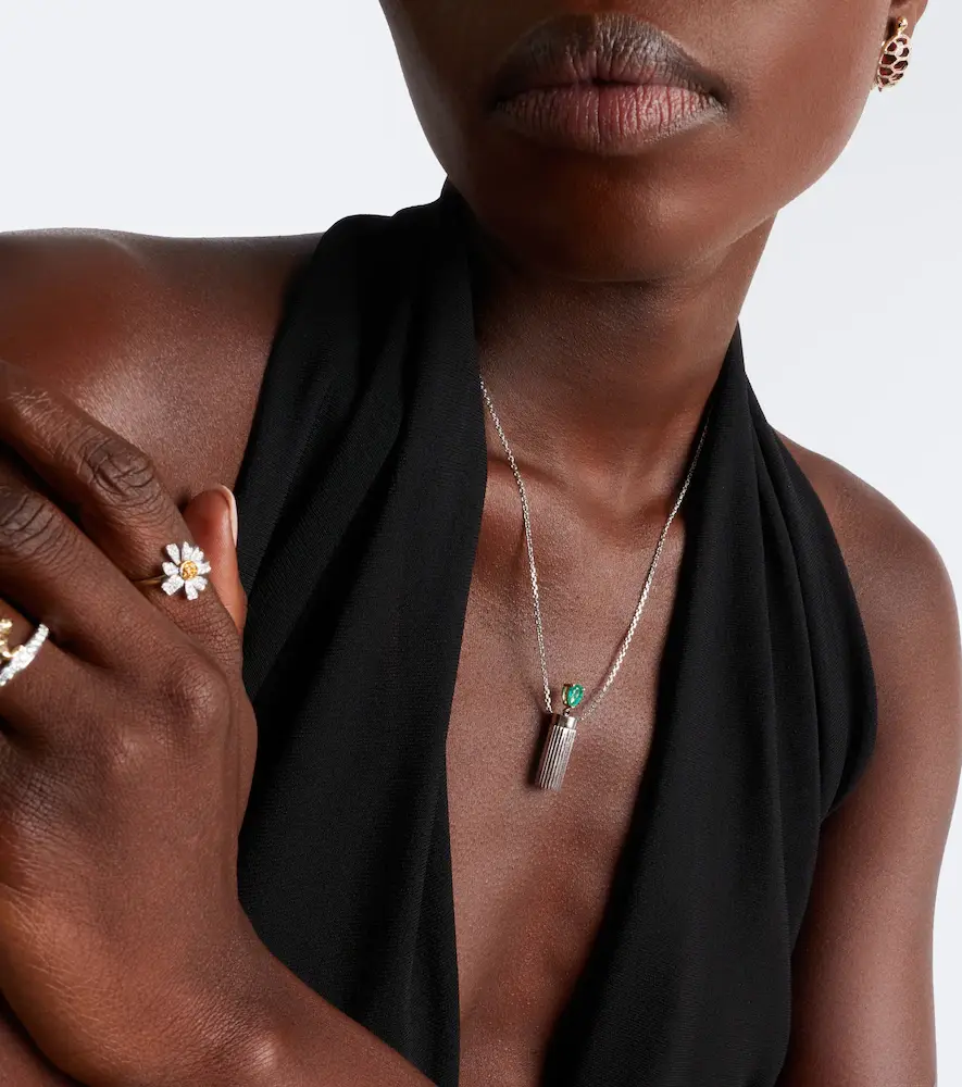 Yvonne Léon Yvonne Léon Petit Vase Berlingot and Bouchon 9kt white gold pendant necklace with emerald and diamond | Thumbnail 4
