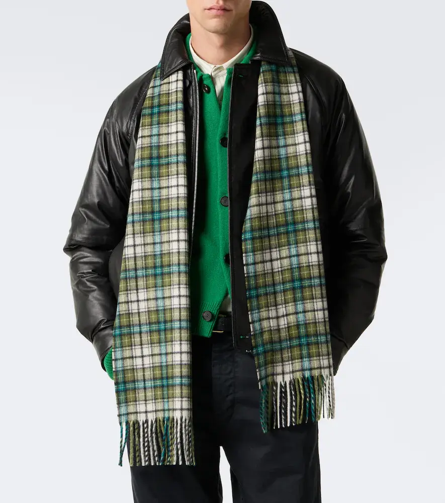 Auralee Checked fringed cashmere scarf | Thumbnail 4 Auralee Checked fringed cashmere scarf | Thumbnail 4