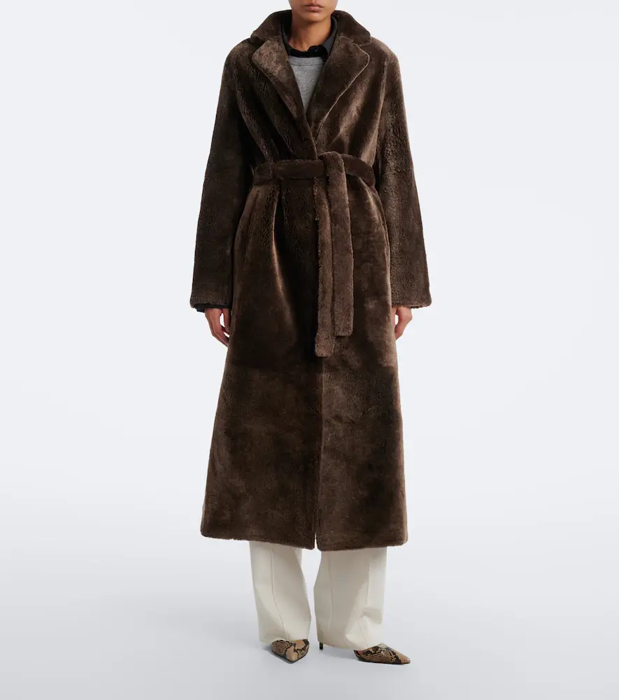 Yves Salomon Reversible shearling and leather coat | Thumbnail 5 Yves Salomon Reversible shearling and leather coat | Thumbnail 5