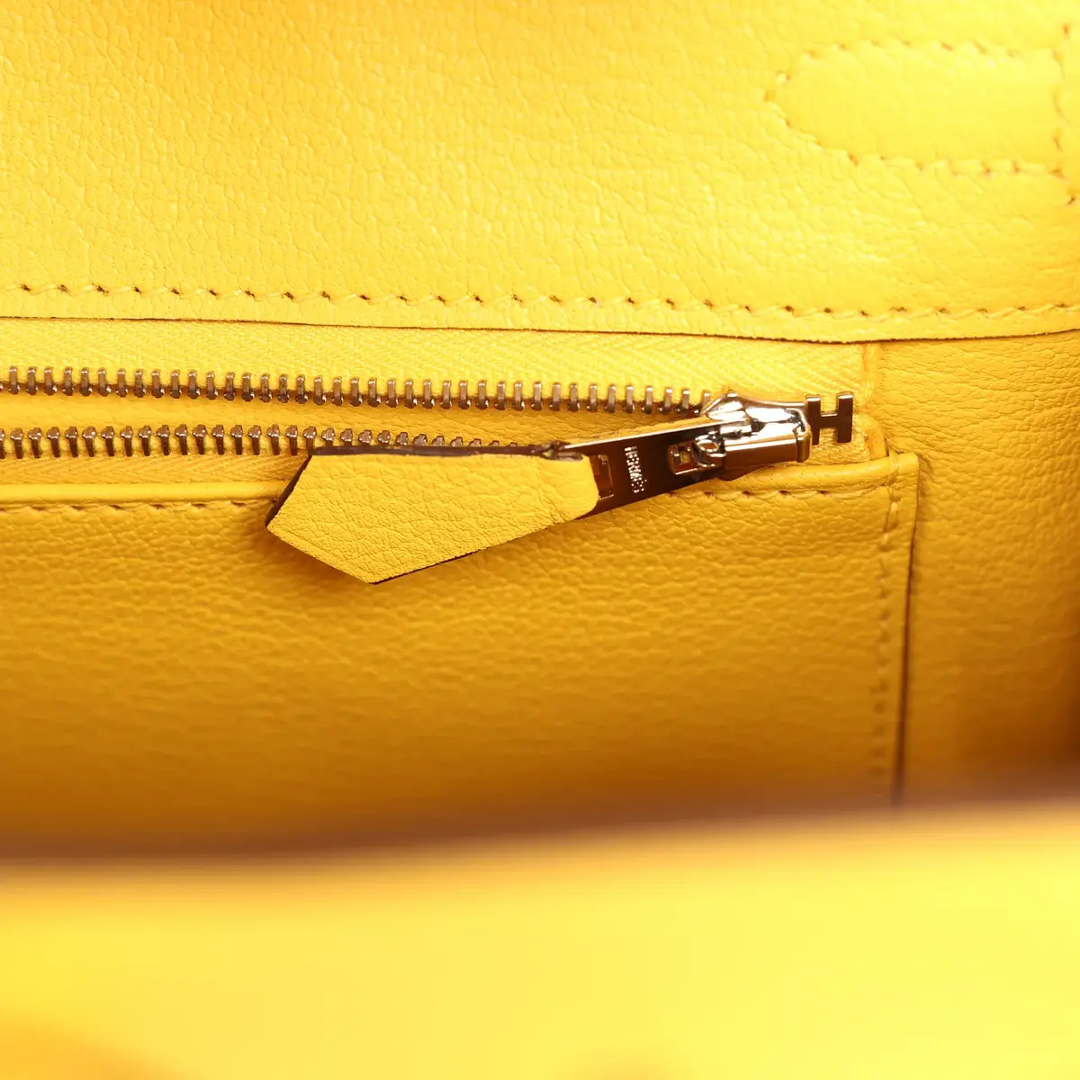 HERMÈS Pre-owned Hermes Birkin 25 Jaune de Naples Novillo Palladium Hardware | Thumbnail 8 HERMÈS Pre-owned Hermes Birkin 25 Jaune de Naples Novillo Palladium Hardware | Thumbnail 8