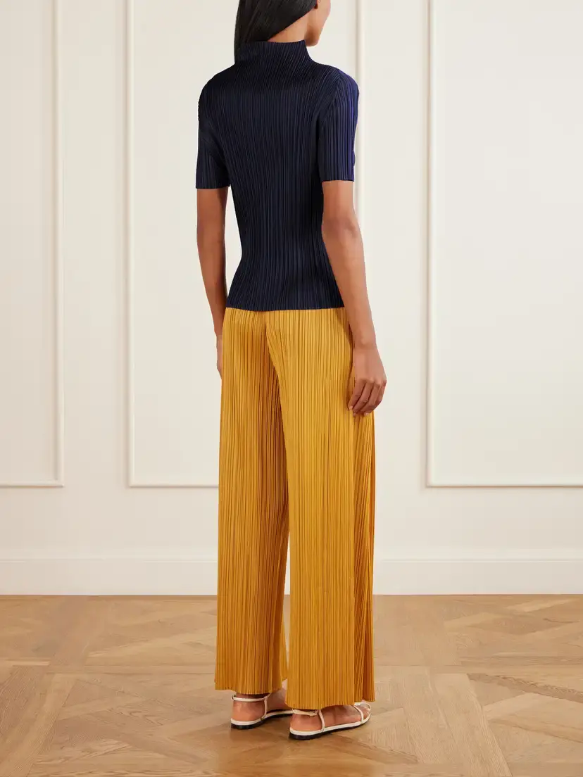 Pleats Please Issey Miyake Plissé Blouse | Thumbnail 3 Pleats Please Issey Miyake Plissé Blouse | Thumbnail 3
