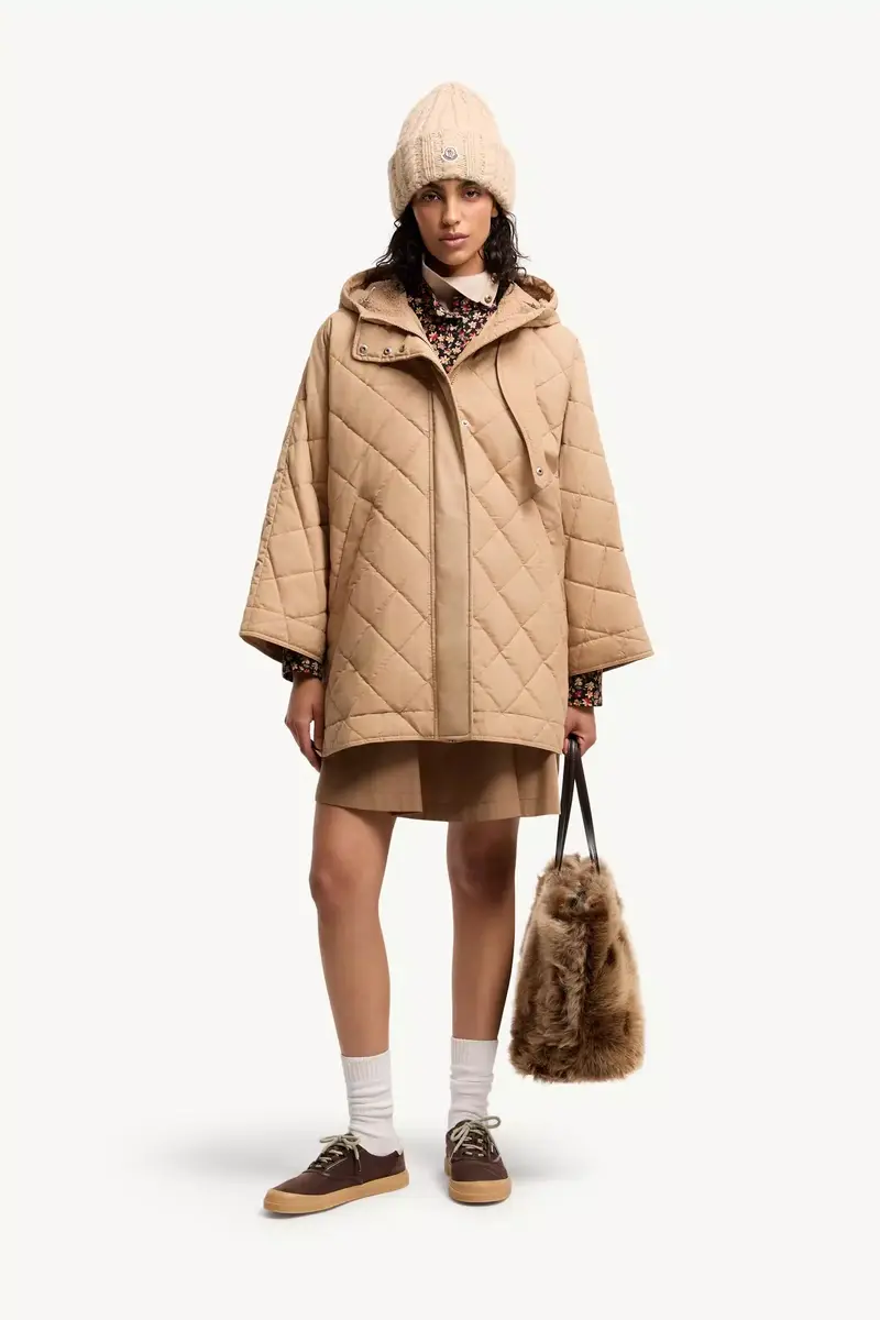Moncler Diamond-quilted Hooded Cape | Thumbnail 3 Moncler Diamond-quilted Hooded Cape | Thumbnail 3