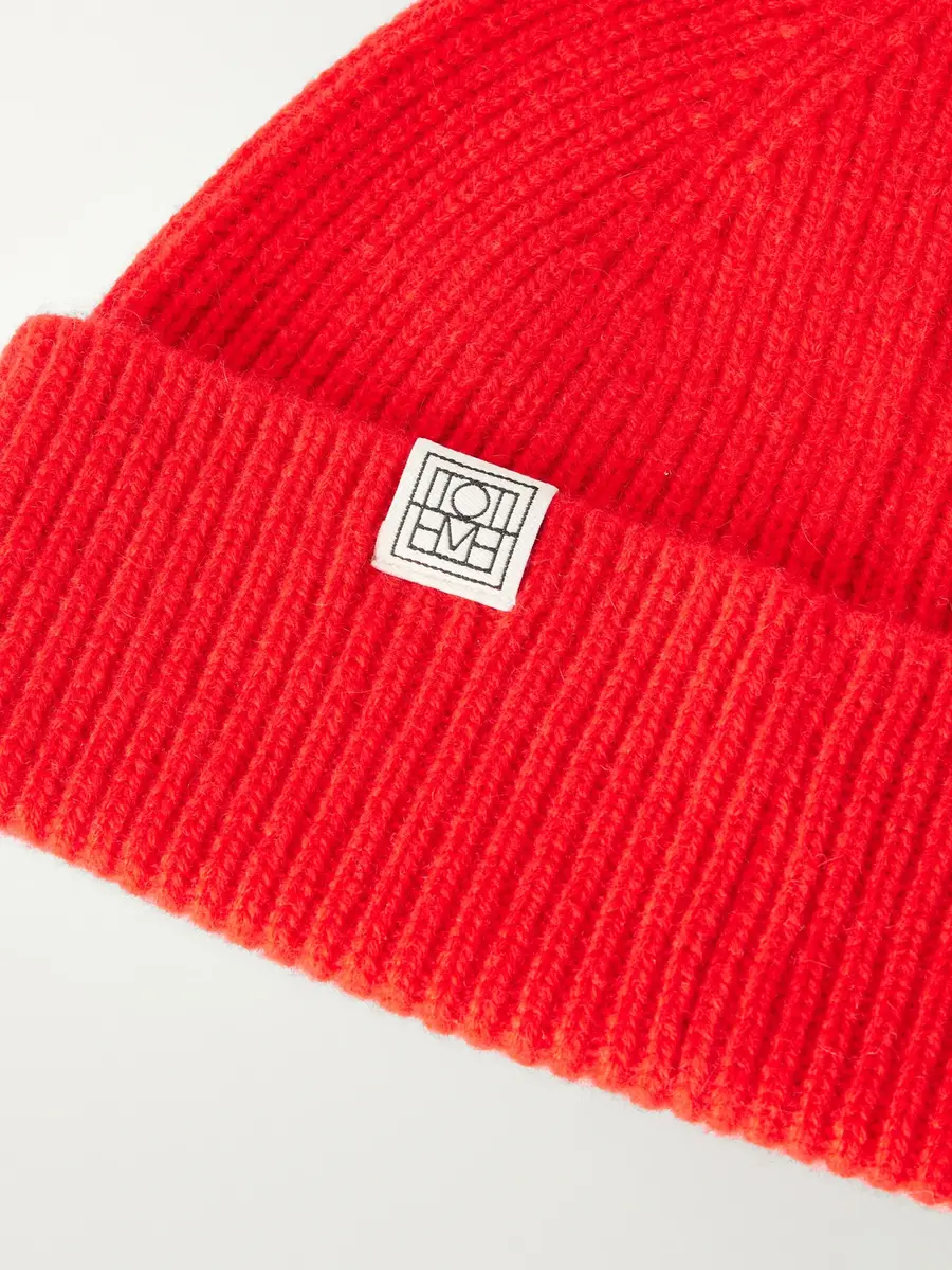 TOTEME Cashmere Beanie - Men | Thumbnail 4 TOTEME Cashmere Beanie - Men | Thumbnail 4
