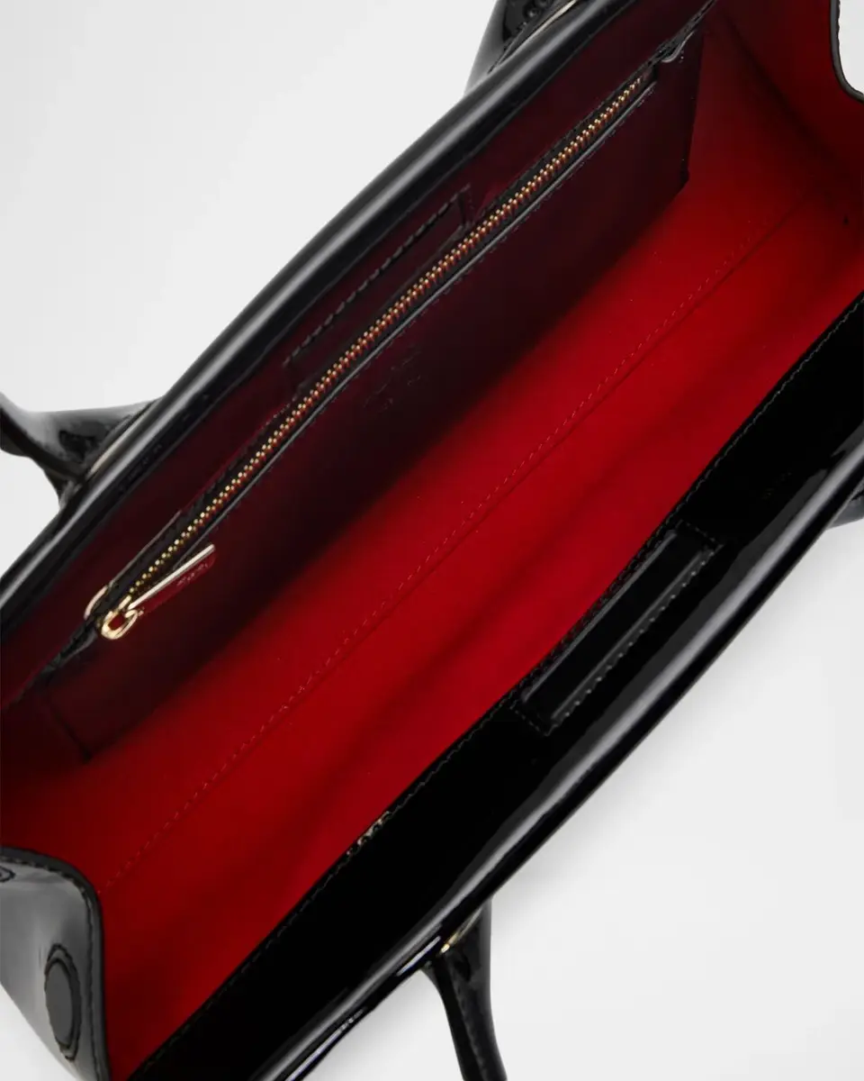 Christian Louboutin Venus Baguette Shoulder Bag in Patent Leather | Thumbnail 4 Christian Louboutin Venus Baguette Shoulder Bag in Patent Leather | Thumbnail 4