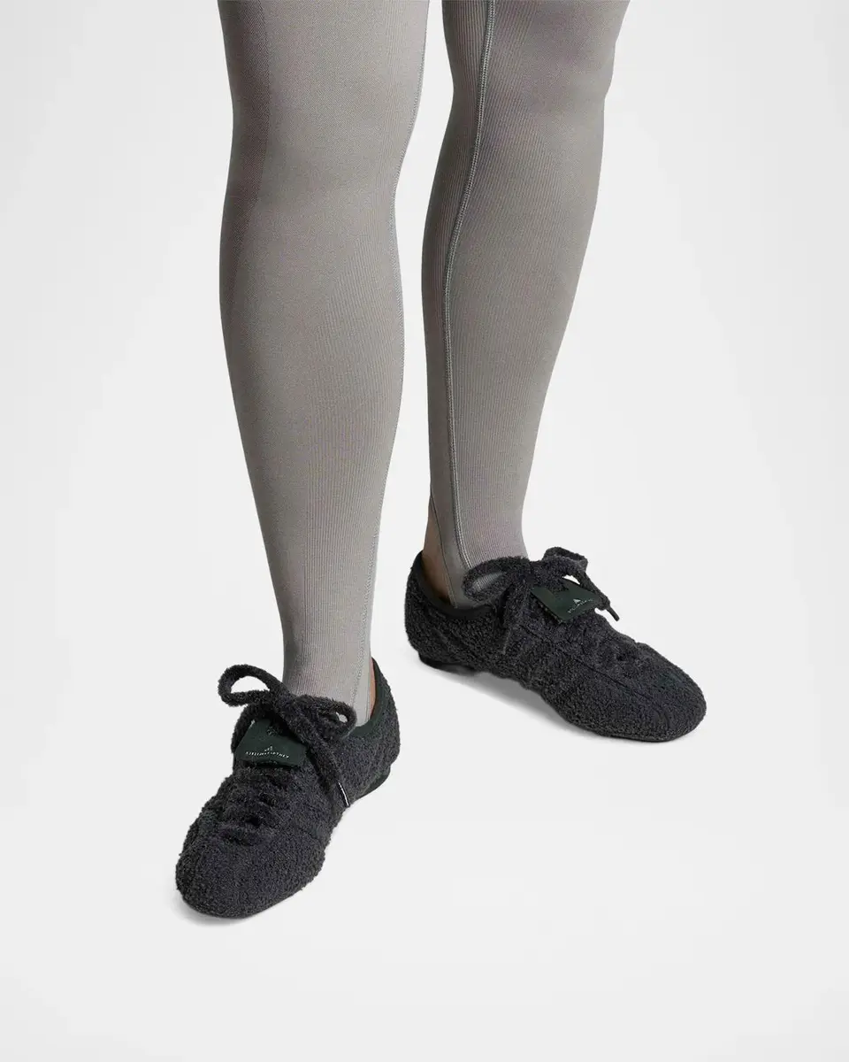 adidas by Stella McCartney Sportswear 76 Fleece Low-Top Trainers | Thumbnail 2 adidas by Stella McCartney Sportswear 76 Fleece Low-Top Trainers | Thumbnail 2