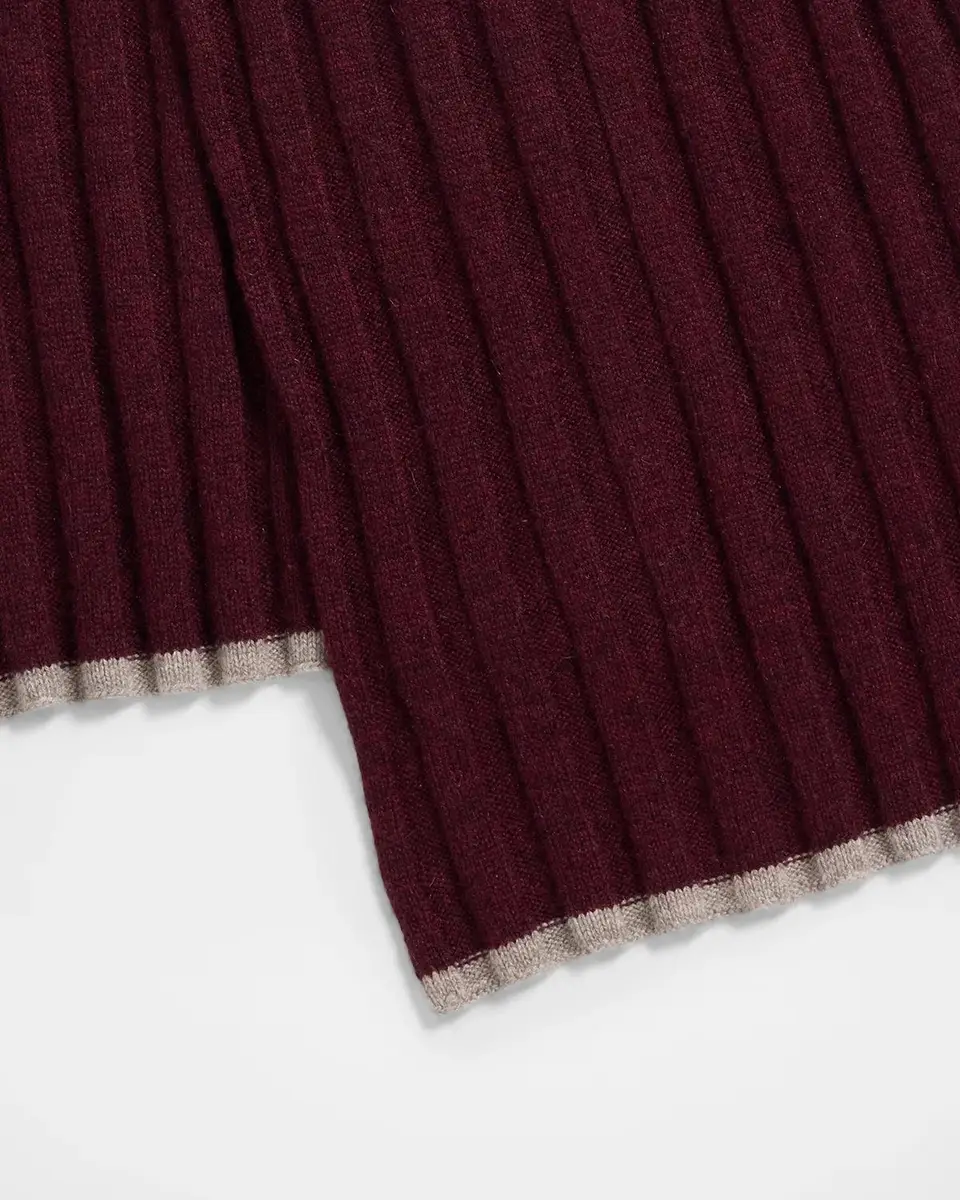 Brunello Cucinelli Men's Cashmere Ribbed Scarf | Thumbnail 2 Brunello Cucinelli Men's Cashmere Ribbed Scarf | Thumbnail 2