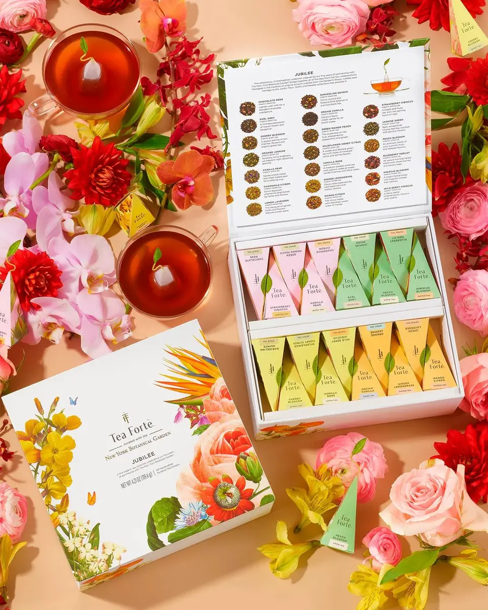 Tea Forte x The New York Botanical Garden Jubilee Tea Chest | Thumbnail 3 Tea Forte x The New York Botanical Garden Jubilee Tea Chest | Thumbnail 3