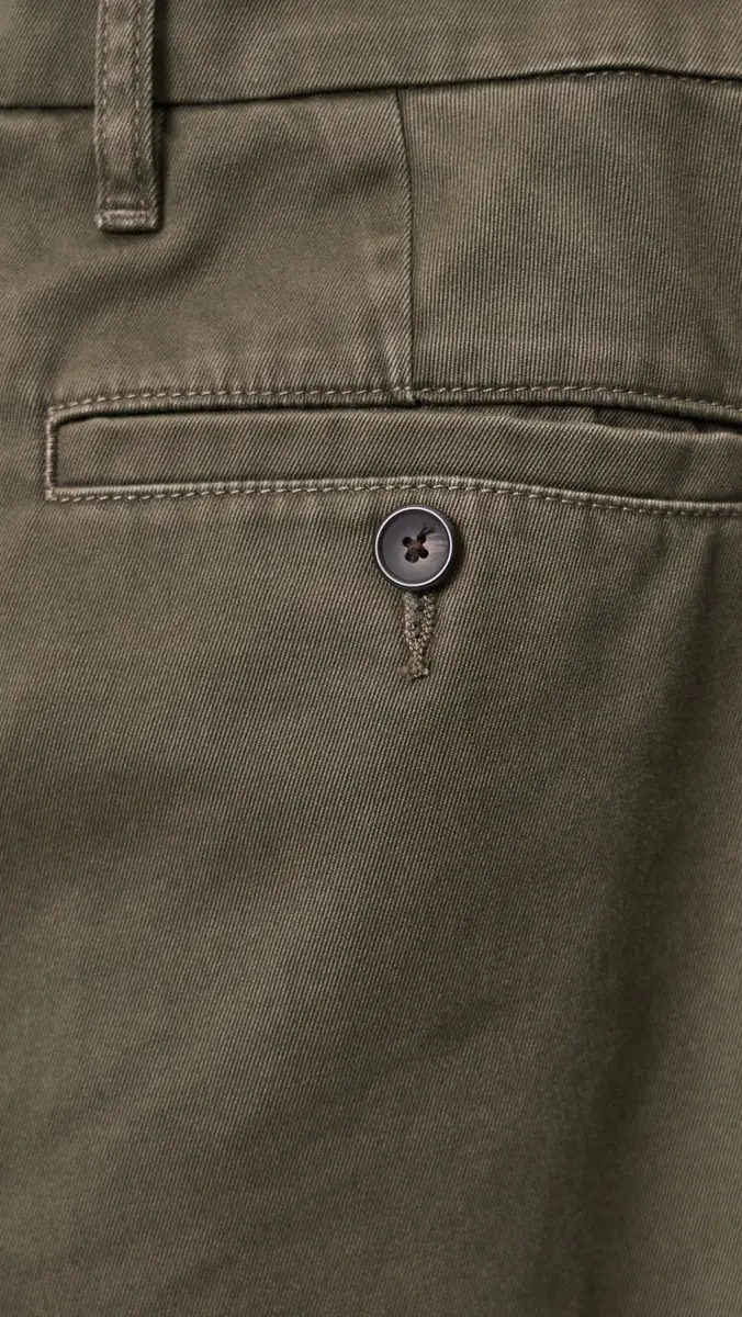 Vince Brushed Twill Owen Chino Pants | Thumbnail 6