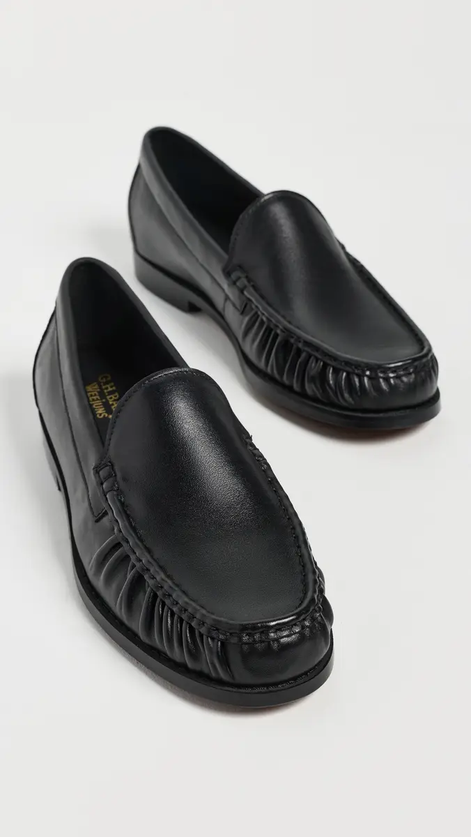 G.H. BASS G. H. Bass Venetian Gathered Weejuns Loafers | Thumbnail 4 G.H. BASS G. H. Bass Venetian Gathered Weejuns Loafers | Thumbnail 4