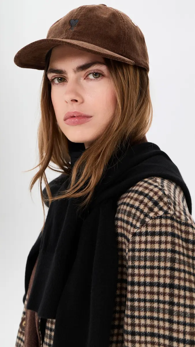 AMI Quota - Black De Coeur Embroidery Corduroy Cap | Thumbnail 3