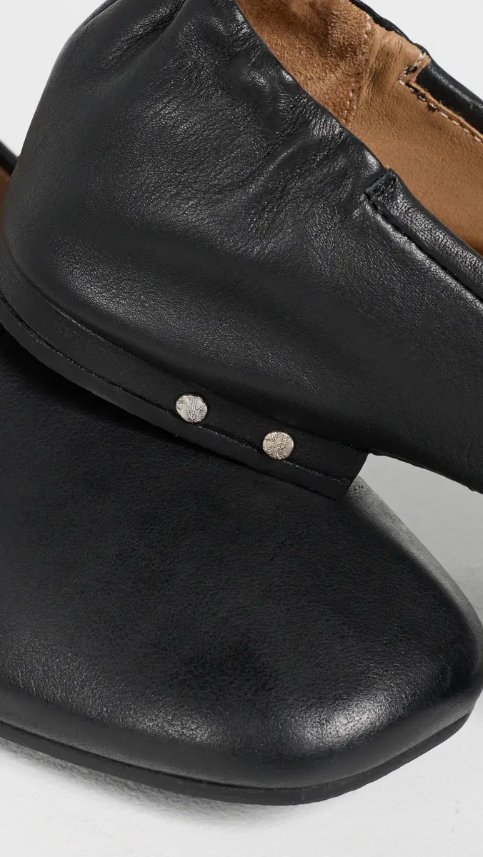 beek Swan Flats | Thumbnail 6
