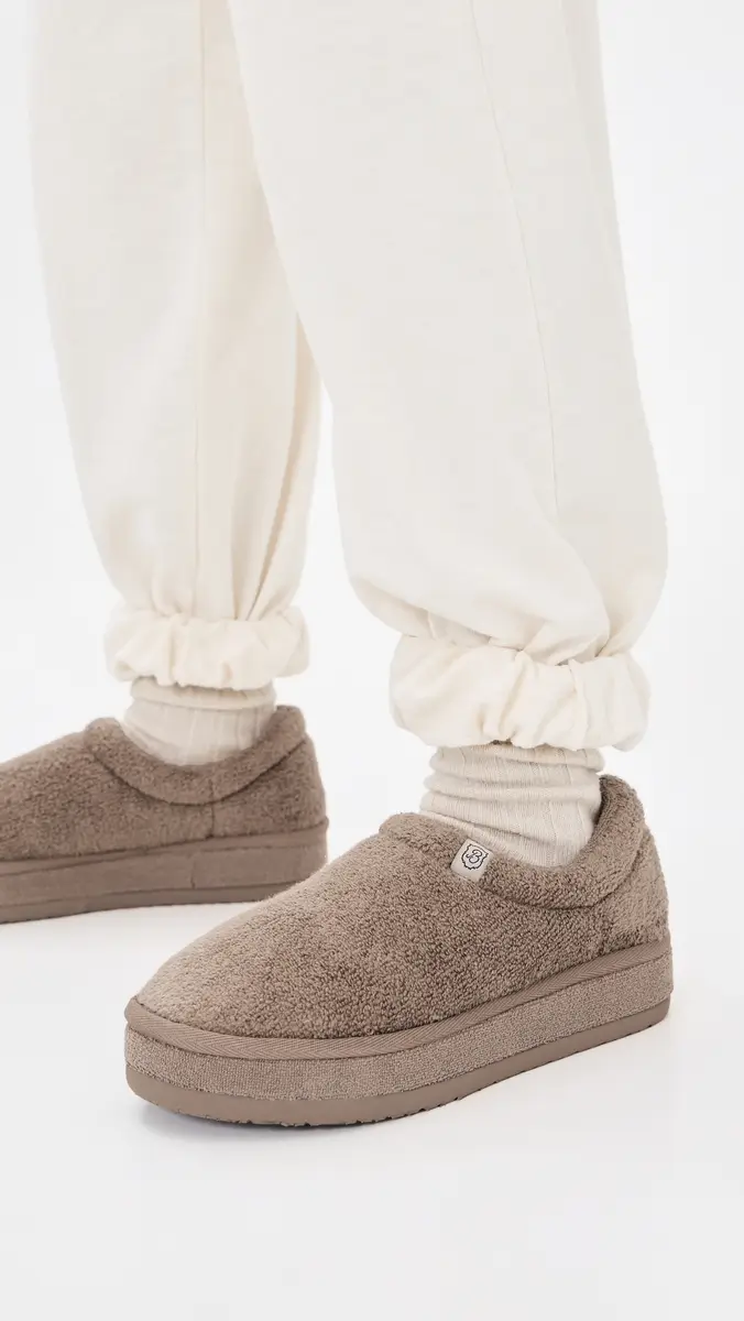 Brunch Puff XXL Slippers | Thumbnail 3 Brunch Puff XXL Slippers | Thumbnail 3