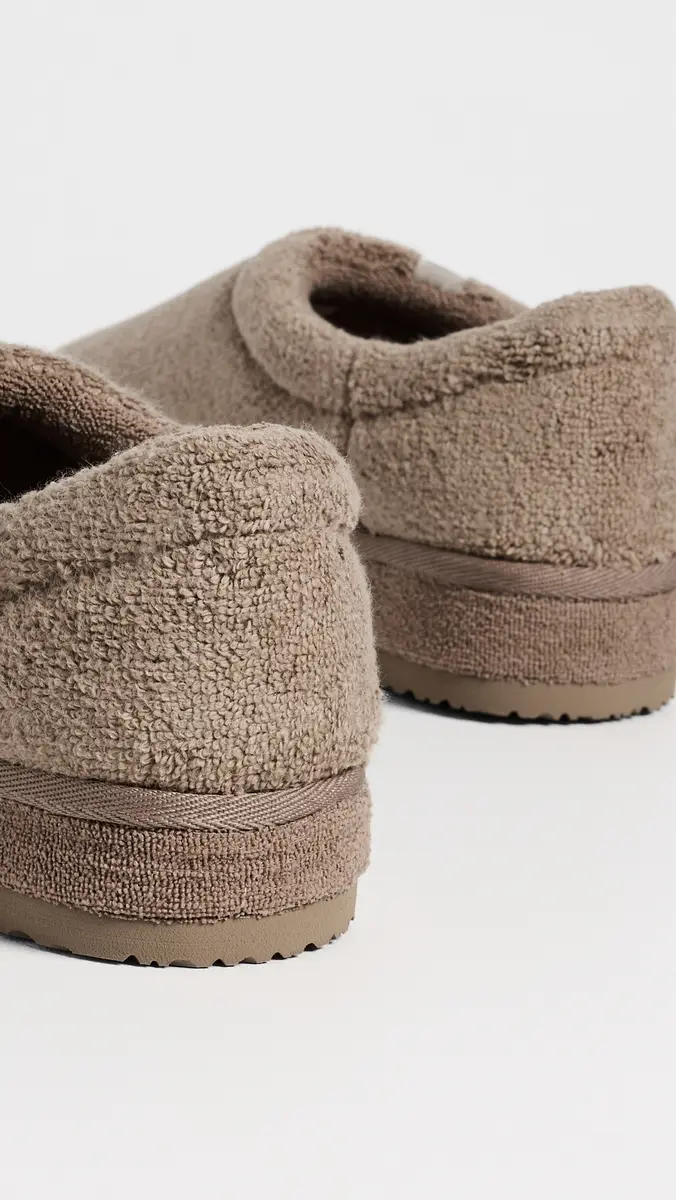 Brunch Puff XXL Slippers | Thumbnail 4 Brunch Puff XXL Slippers | Thumbnail 4