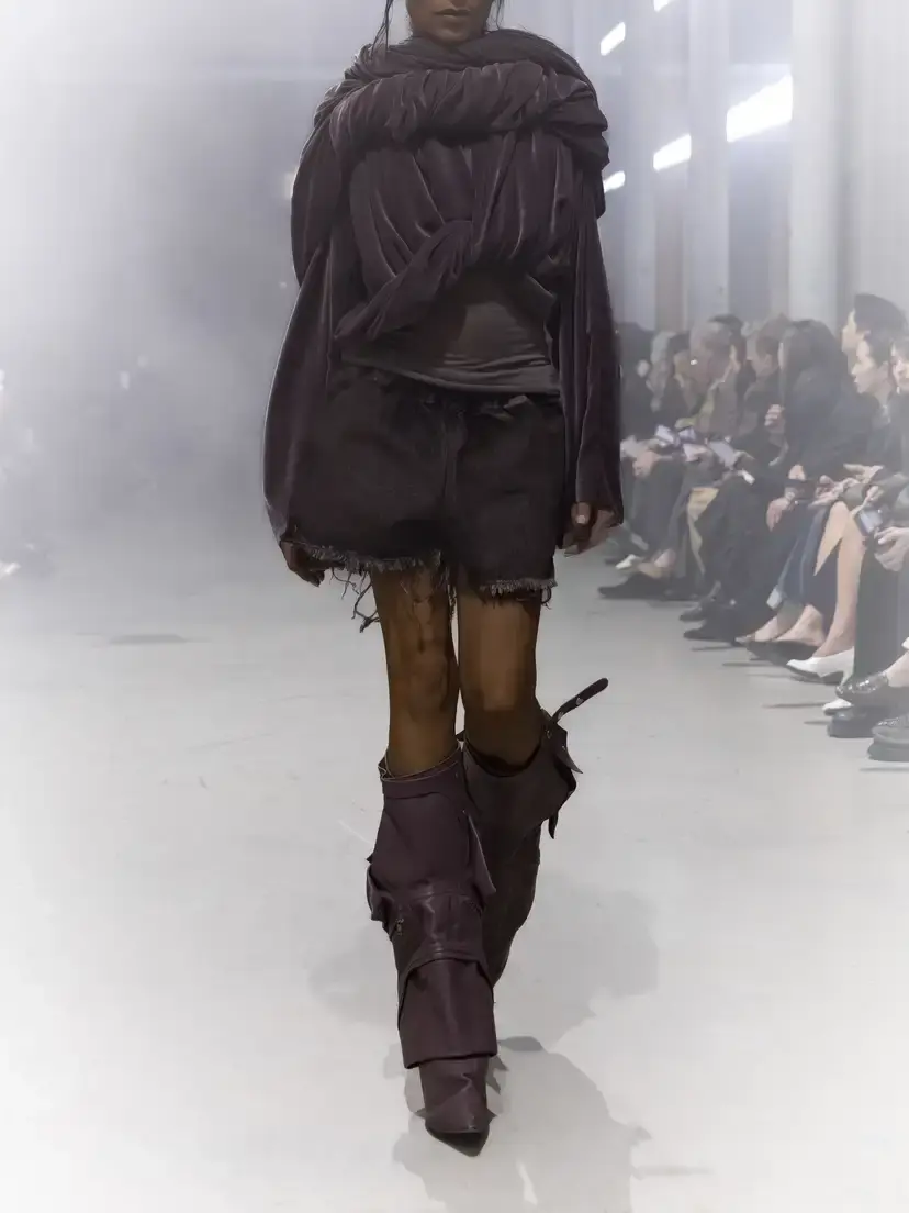 Rick Owens Frayed Denim Shorts | Thumbnail 5 Rick Owens Frayed Denim Shorts | Thumbnail 5