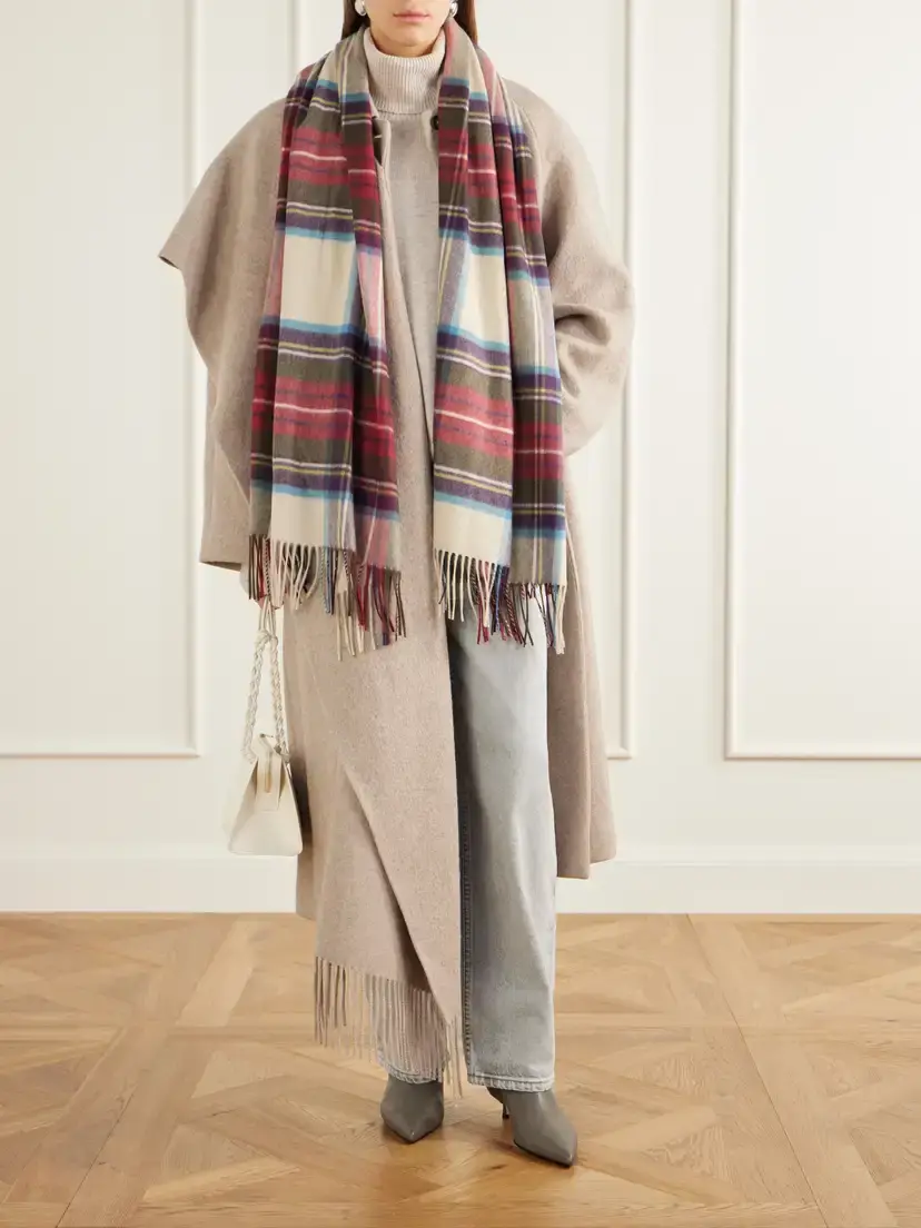 Johnstons of Elgin Tartan Stole Checked Cashmere Scarf | Thumbnail 3 Johnstons of Elgin Tartan Stole Checked Cashmere Scarf | Thumbnail 3