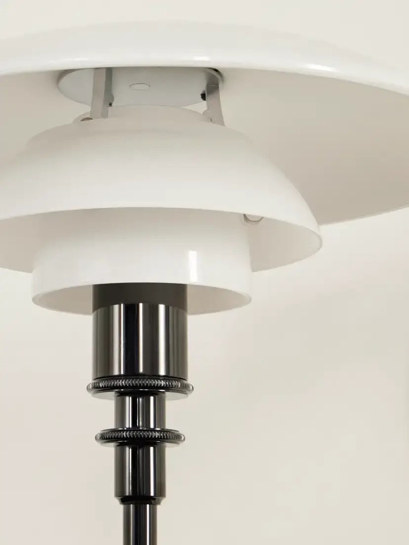 Louis Poulsen Ph 2/1 Table Lamp | Thumbnail 3 Louis Poulsen Ph 2/1 Table Lamp | Thumbnail 3