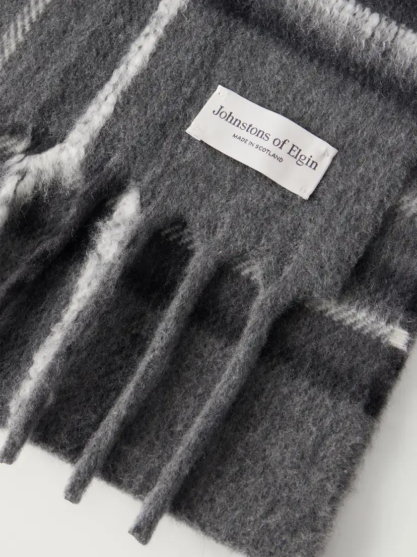 Johnstons of Elgin Mull Fringed Checked Wool, Cashmere And Silk-blend Scarf | Thumbnail 4 Johnstons of Elgin Mull Fringed Checked Wool, Cashmere And Silk-blend Scarf | Thumbnail 4
