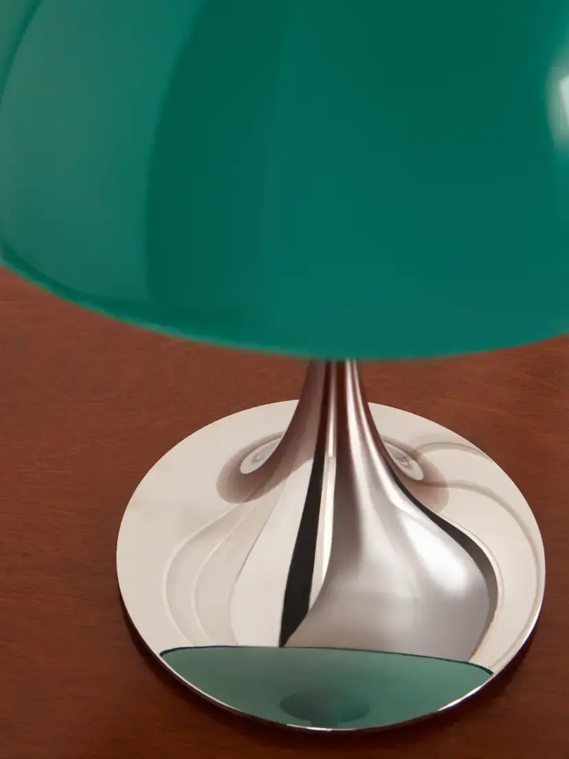 Louis Poulsen Panthella 250 Portable Table Lamp | Thumbnail 3