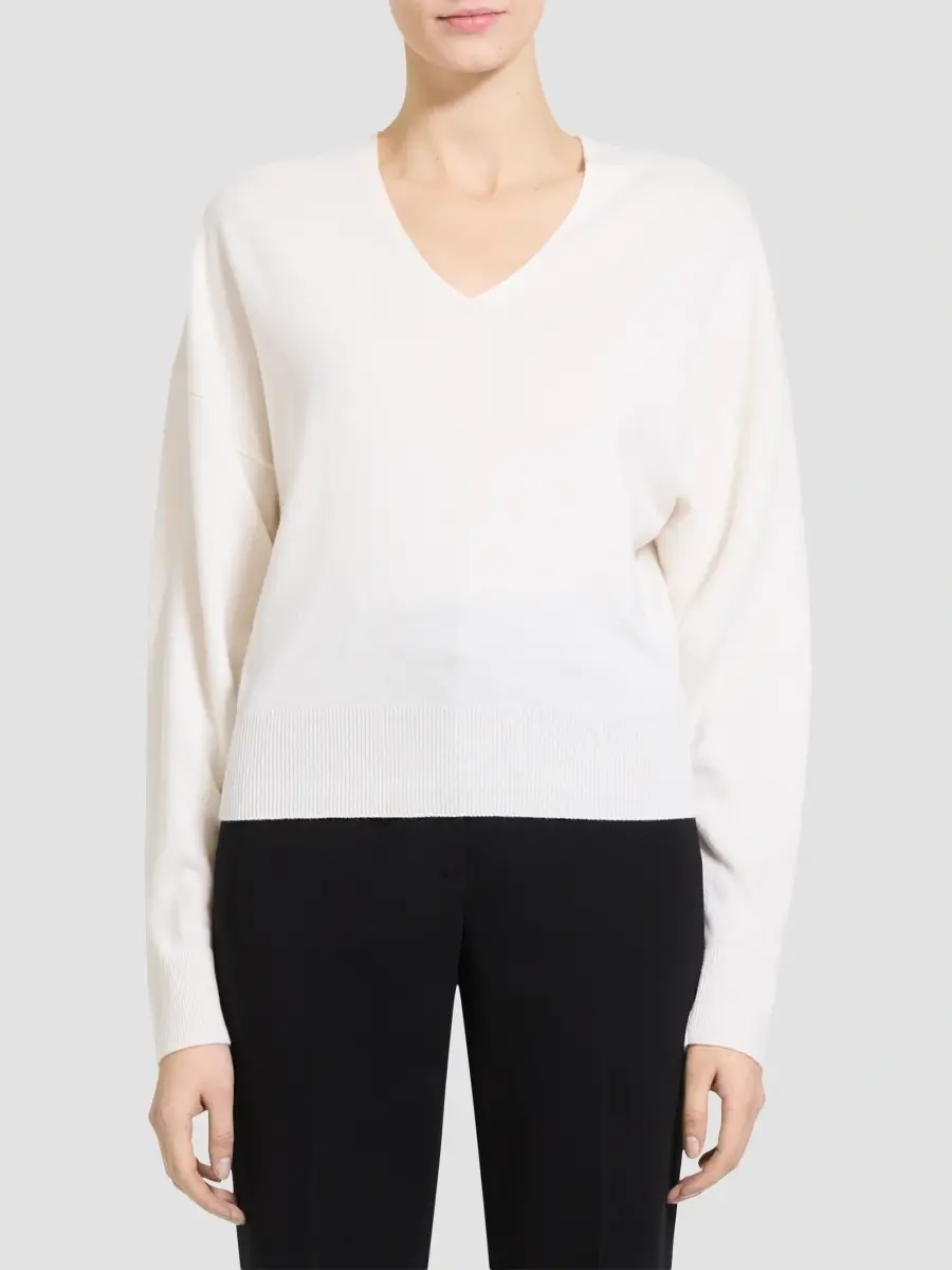 Theory Women's Relaxed V-Neck Cashmere Sweater | Thumbnail 4