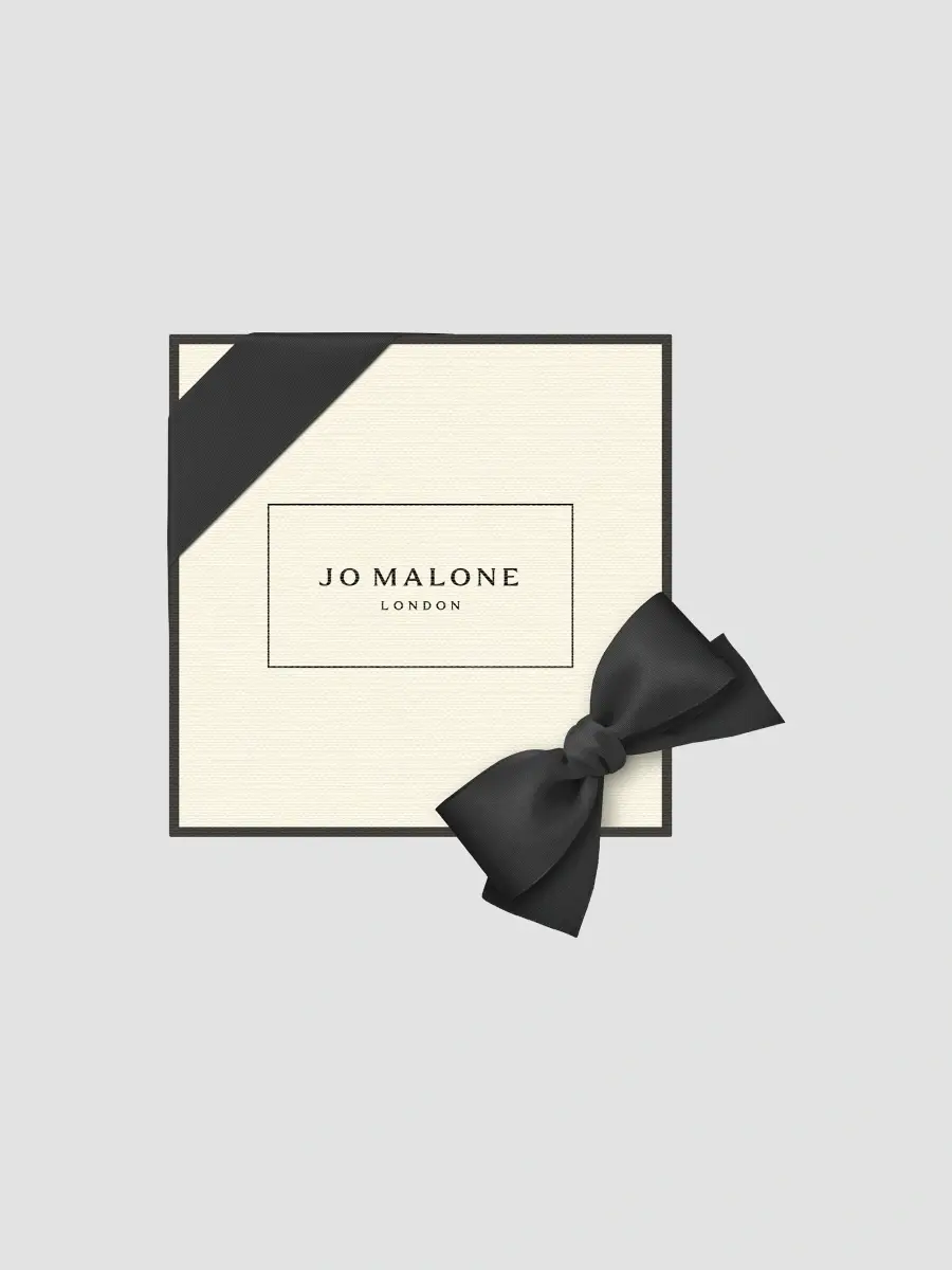 Jo Malone London Wild Bluebell Body & Hand Wash | Thumbnail 3
