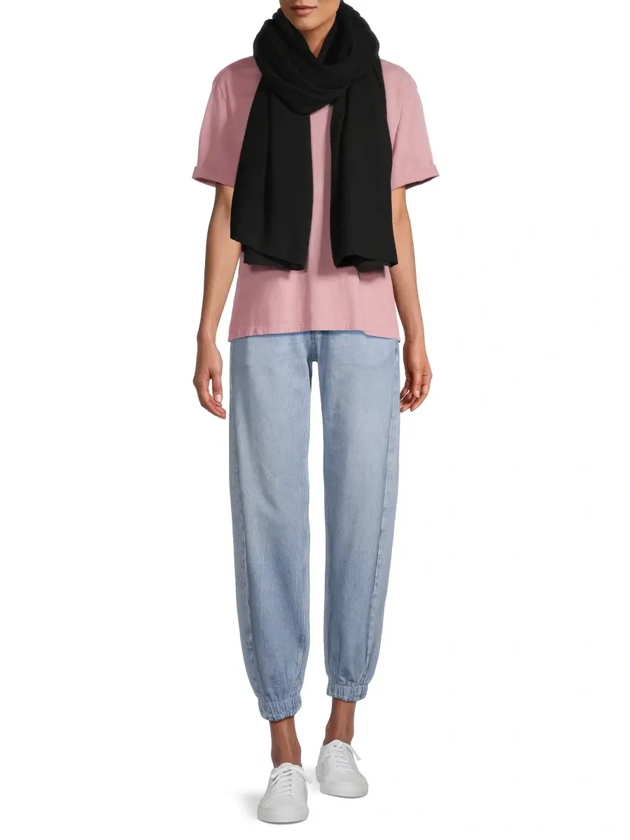 Vince Women's Lightweight Cashmere Travel Wrap | Thumbnail 2