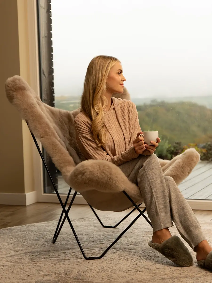 Weich Couture Alpaca Mariposa Alpaca Fur & Steel Butterfly Chair | Thumbnail 4 Weich Couture Alpaca Mariposa Alpaca Fur & Steel Butterfly Chair | Thumbnail 4