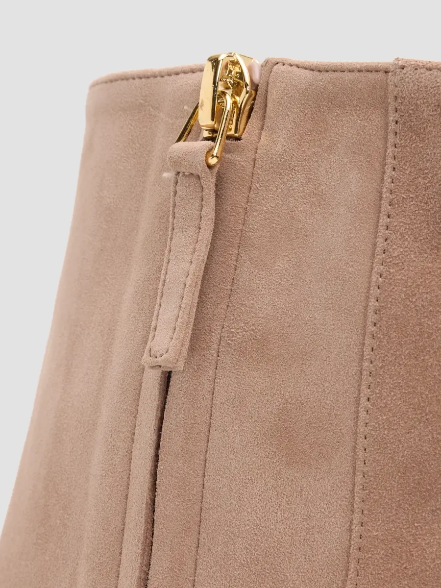 Manolo Blahnik Women's Rosie Samba 70MM Suede Boots | Thumbnail 5 Manolo Blahnik Women's Rosie Samba 70MM Suede Boots | Thumbnail 5