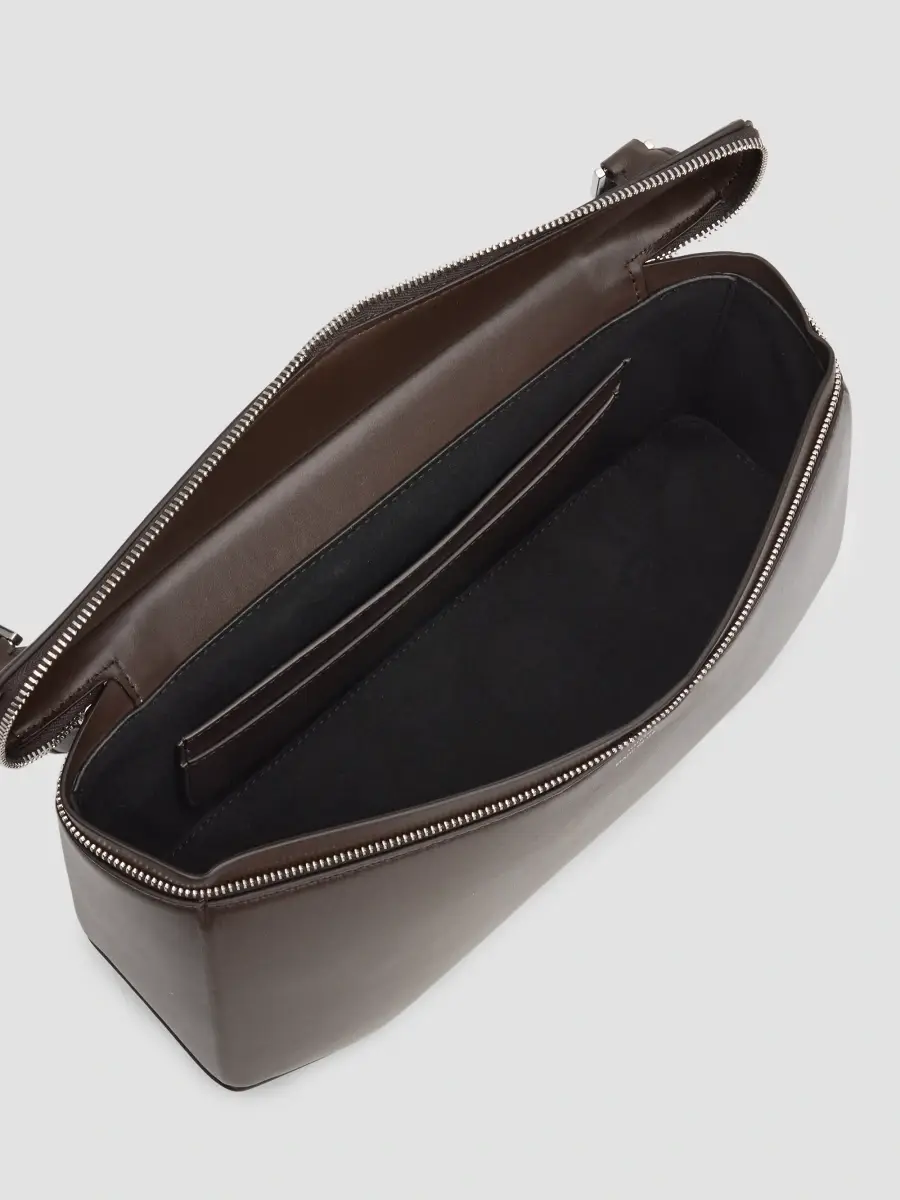 TOTEME Women's Clip Leather Shoulder Bag | Thumbnail 3 TOTEME Women's Clip Leather Shoulder Bag | Thumbnail 3