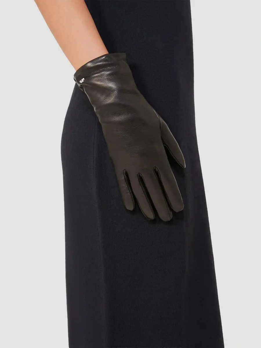 Weekend Max Mara Women's Short Nappa Leather Gloves | Thumbnail 2 Weekend Max Mara Women's Short Nappa Leather Gloves | Thumbnail 2