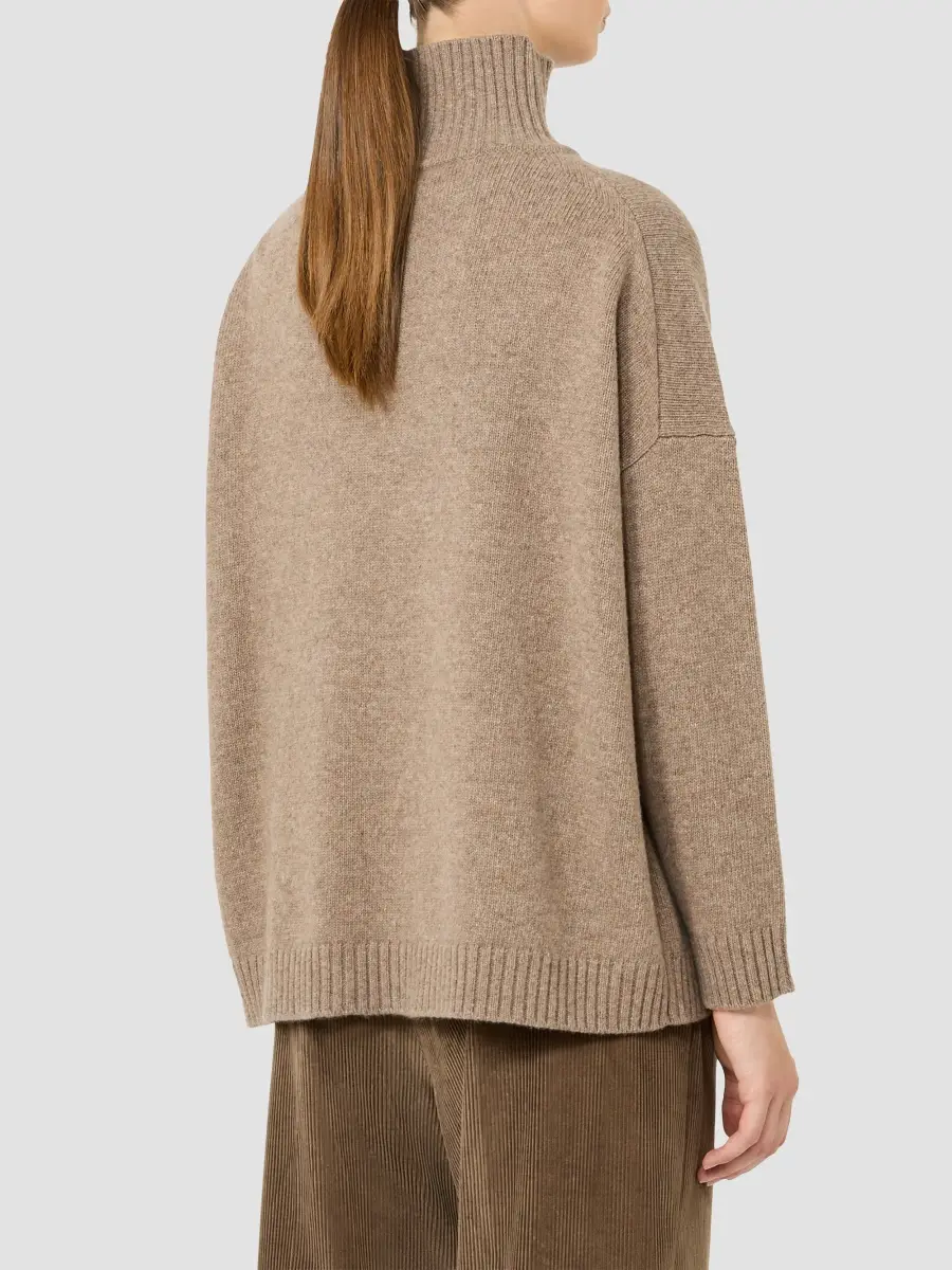 Weekend Max Mara Women's Wool Knit Turtleneck Jumper | Thumbnail 4 Weekend Max Mara Women's Wool Knit Turtleneck Jumper | Thumbnail 4
