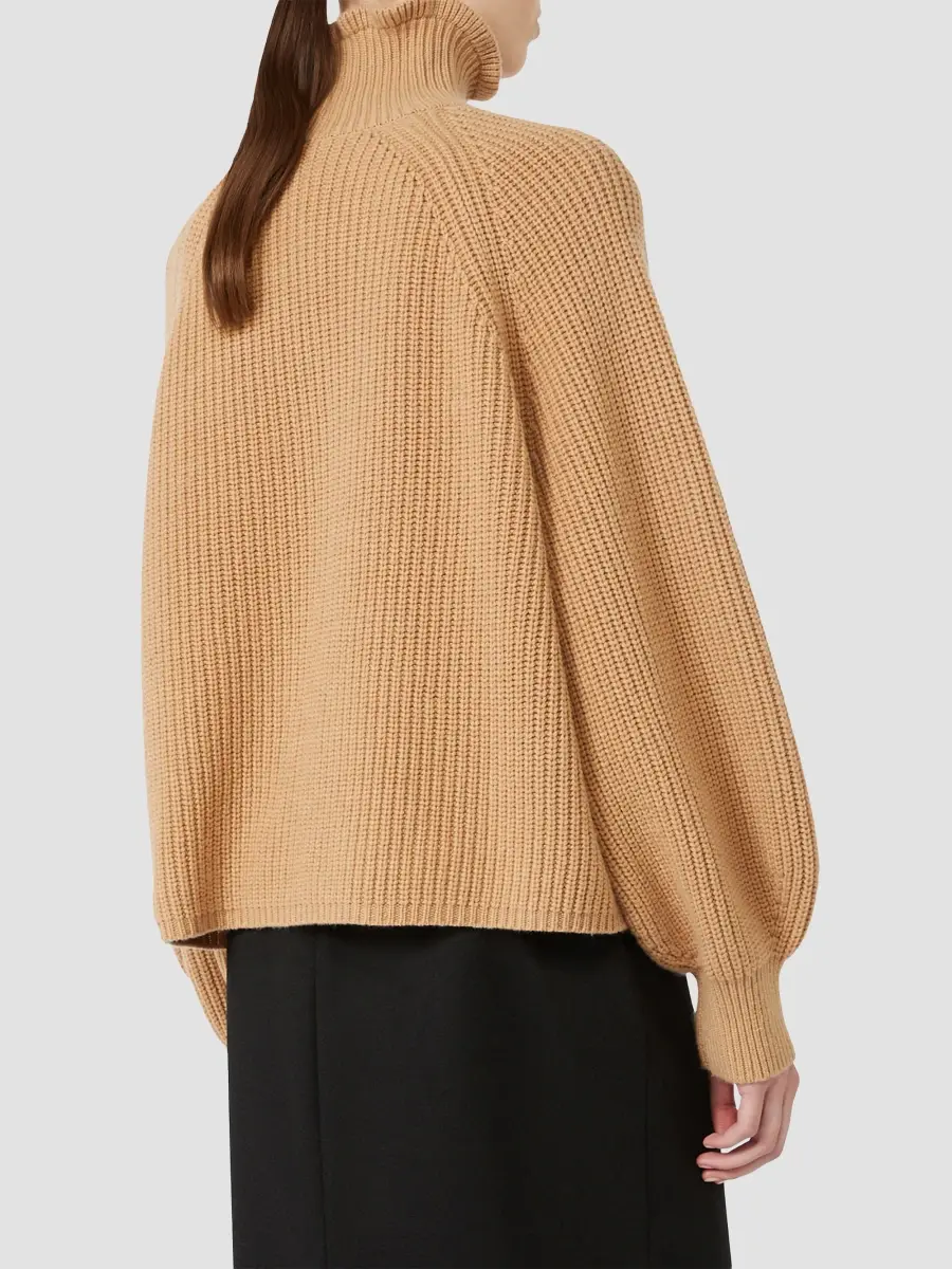 Max Mara Women's Relaxed Cut Wool and Cashmere Sweater | Thumbnail 4 Max Mara Women's Relaxed Cut Wool and Cashmere Sweater | Thumbnail 4