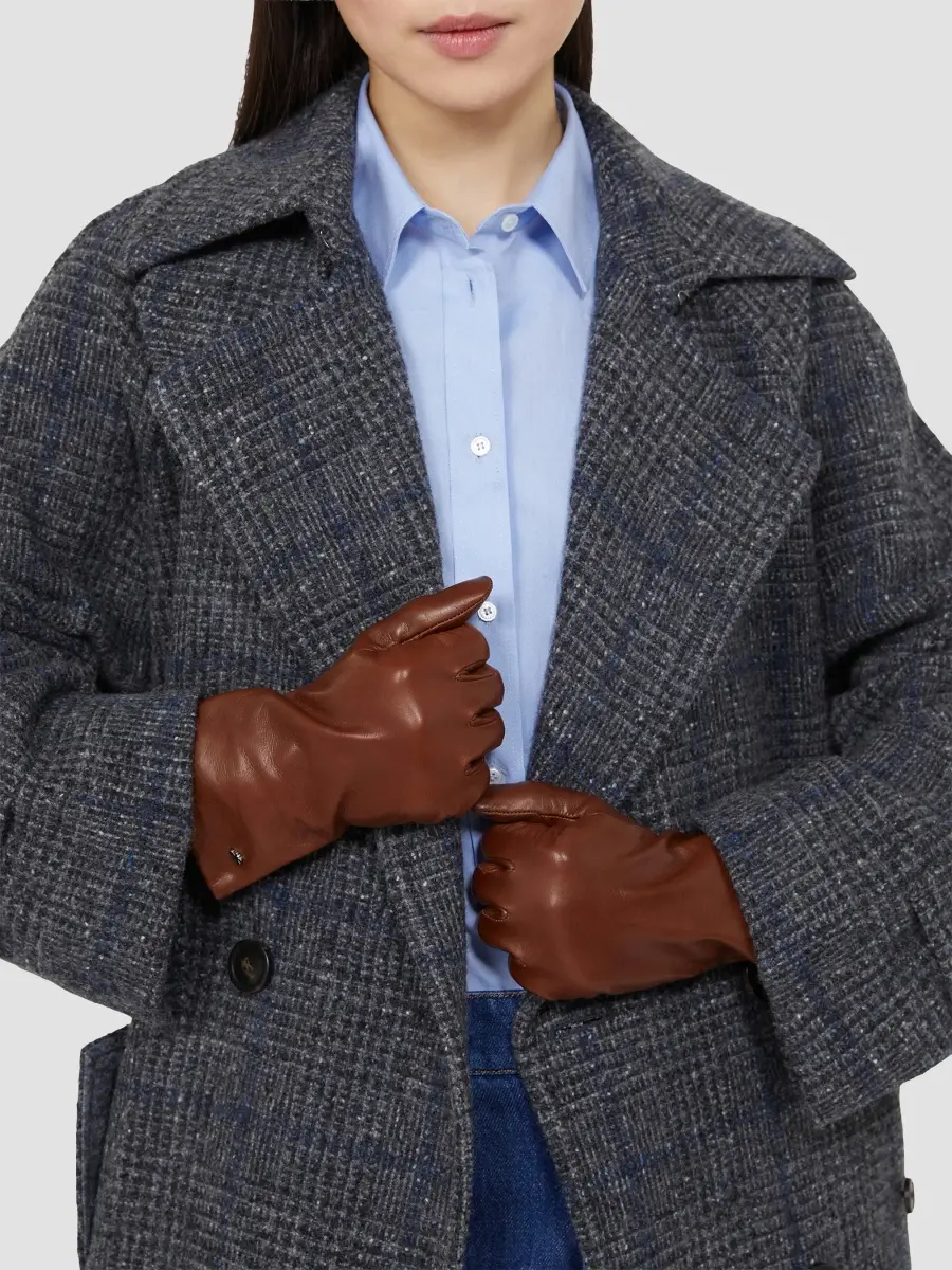 Weekend Max Mara Women's Short Nappa Leather Gloves | Thumbnail 2 Weekend Max Mara Women's Short Nappa Leather Gloves | Thumbnail 2