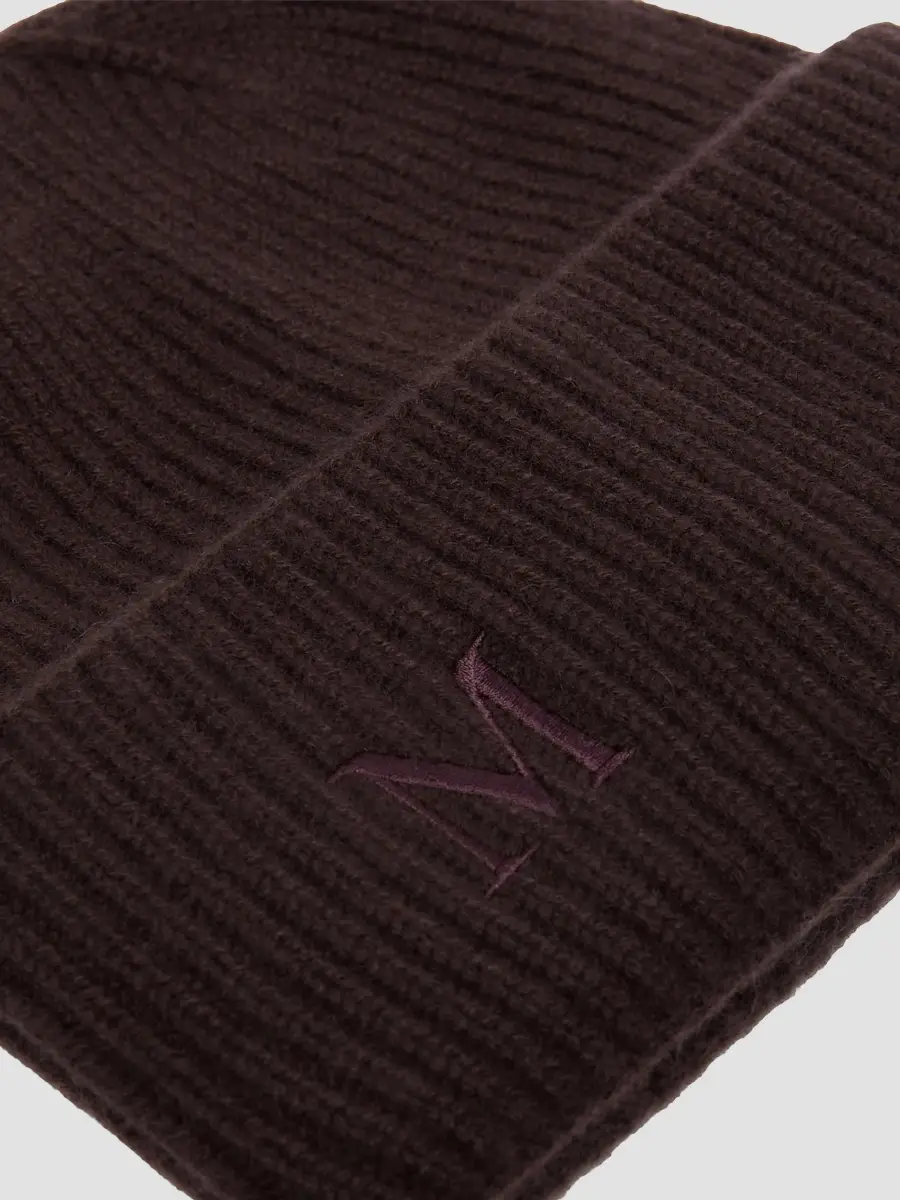 Max Mara Women's Rib Knit Cashmere Beanie Hat | Thumbnail 3 Max Mara Women's Rib Knit Cashmere Beanie Hat | Thumbnail 3