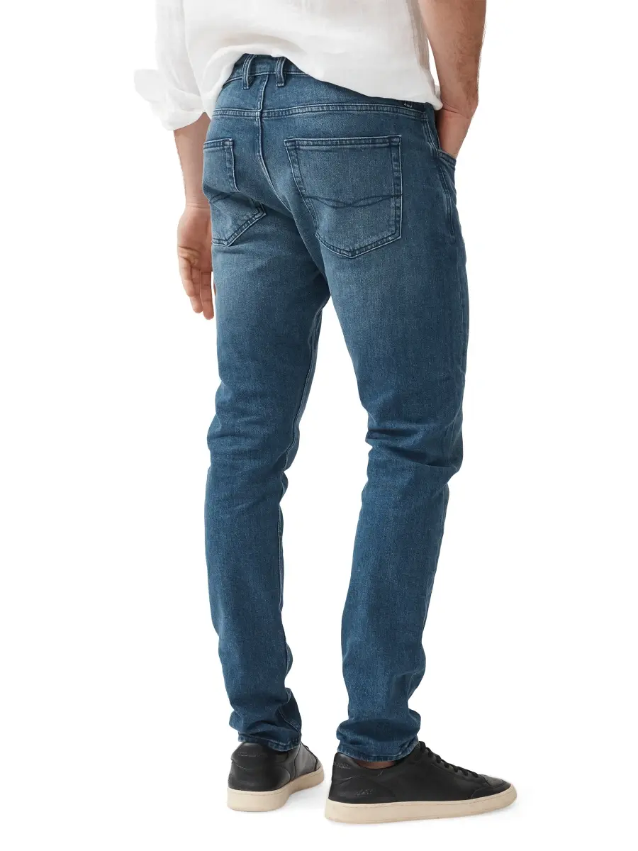 Rodd & Gunn Men's Oaro Slim Jeans | Thumbnail 4